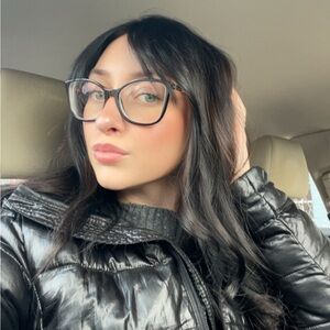 Meet your Posher, Paige